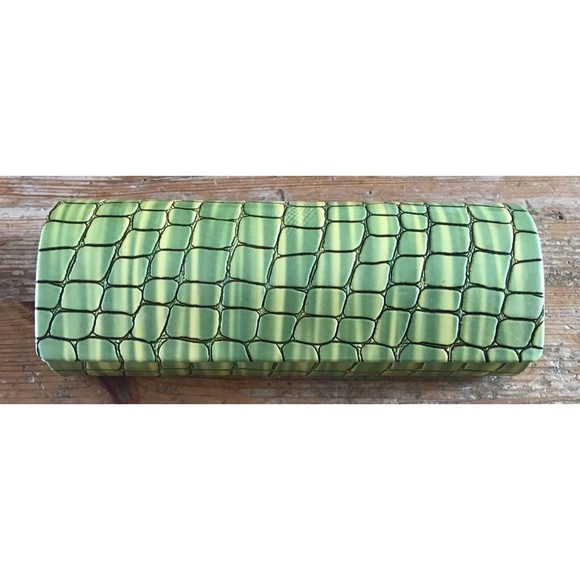 Eyeglass Hard Case Faux Alligator Crocodile Glasses Clam Shell Green - Picture 1 of 3